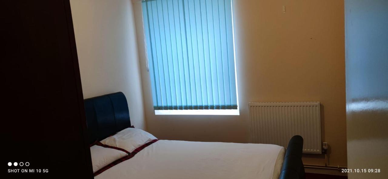 Nice Double Bedroom At Streatham Place Londres Extérieur photo